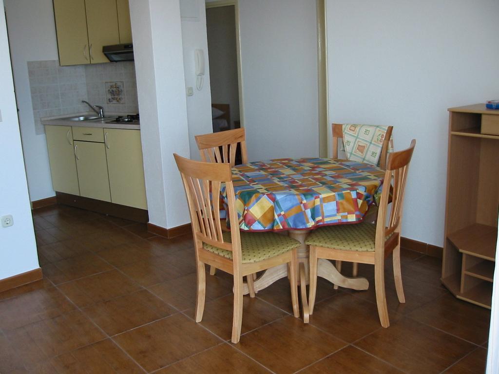 Apartments Waterfront Ivan Podgora Δωμάτιο φωτογραφία